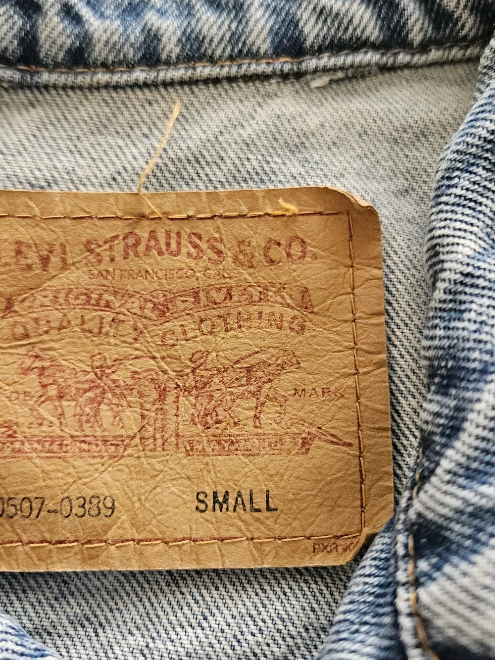 Vintage Levi's Men's S Blue Denim Trucker Jacket. 70507-0389